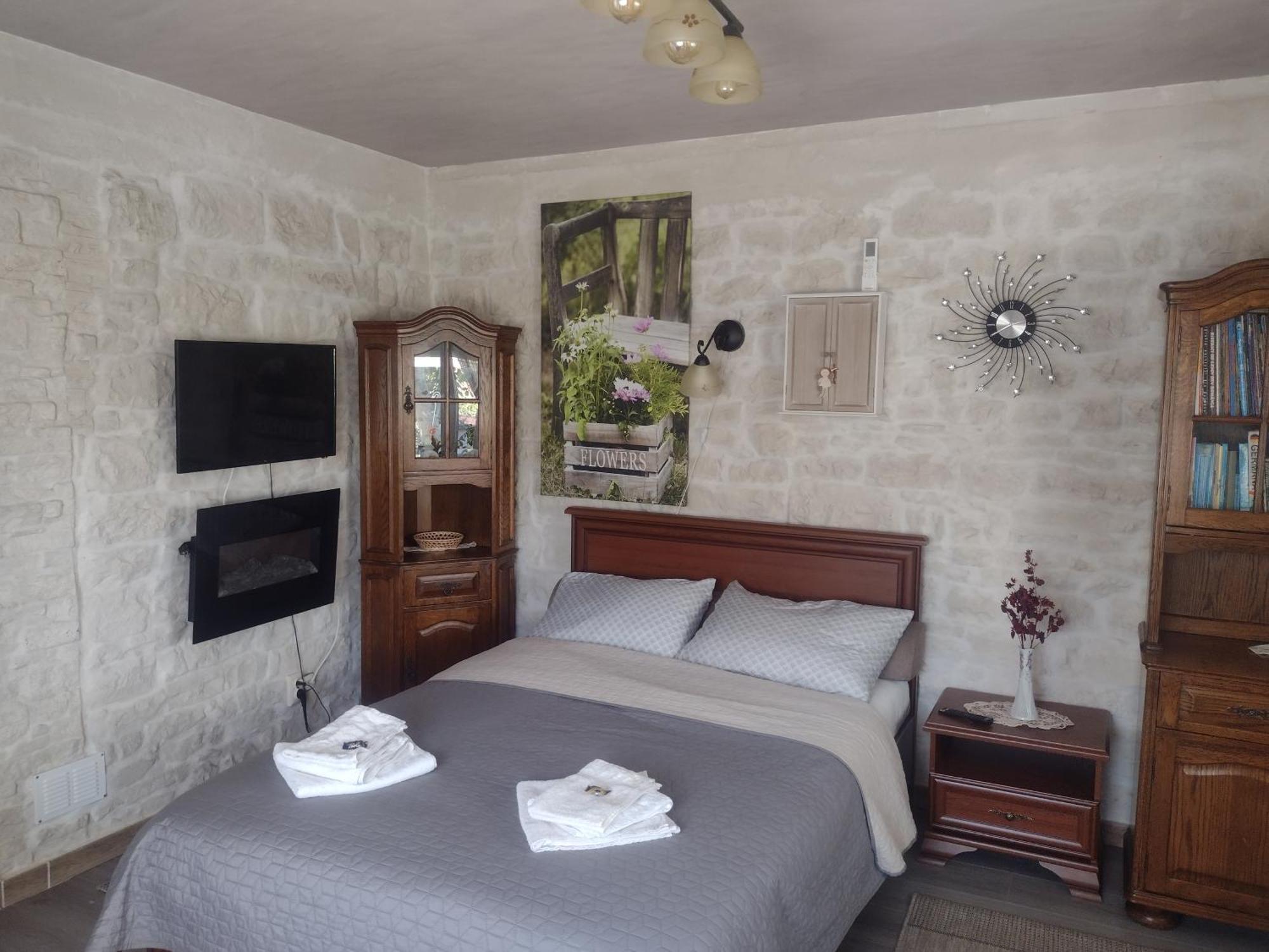 Stone House Next To Cluj-napoca Villa *